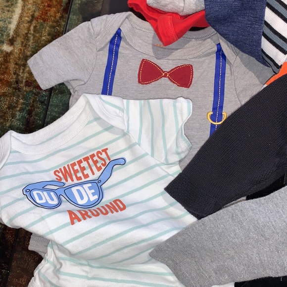 Bundle - Picture 4 of 14